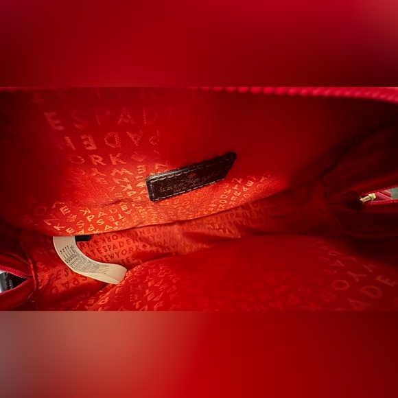 Kate Spade “Creme De La Crème” Chocolate Strawberry Leather Crossbody Bag Purse - Picture 7 of 9